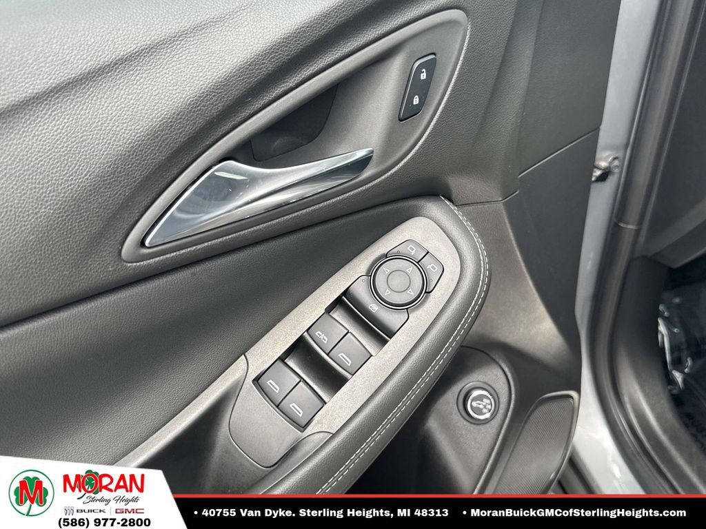 Certified 2023 Buick Encore GX Select AWD/4WD image 17