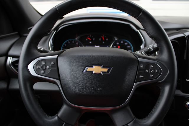 Used 2023 Chevrolet Traverse LT image 15