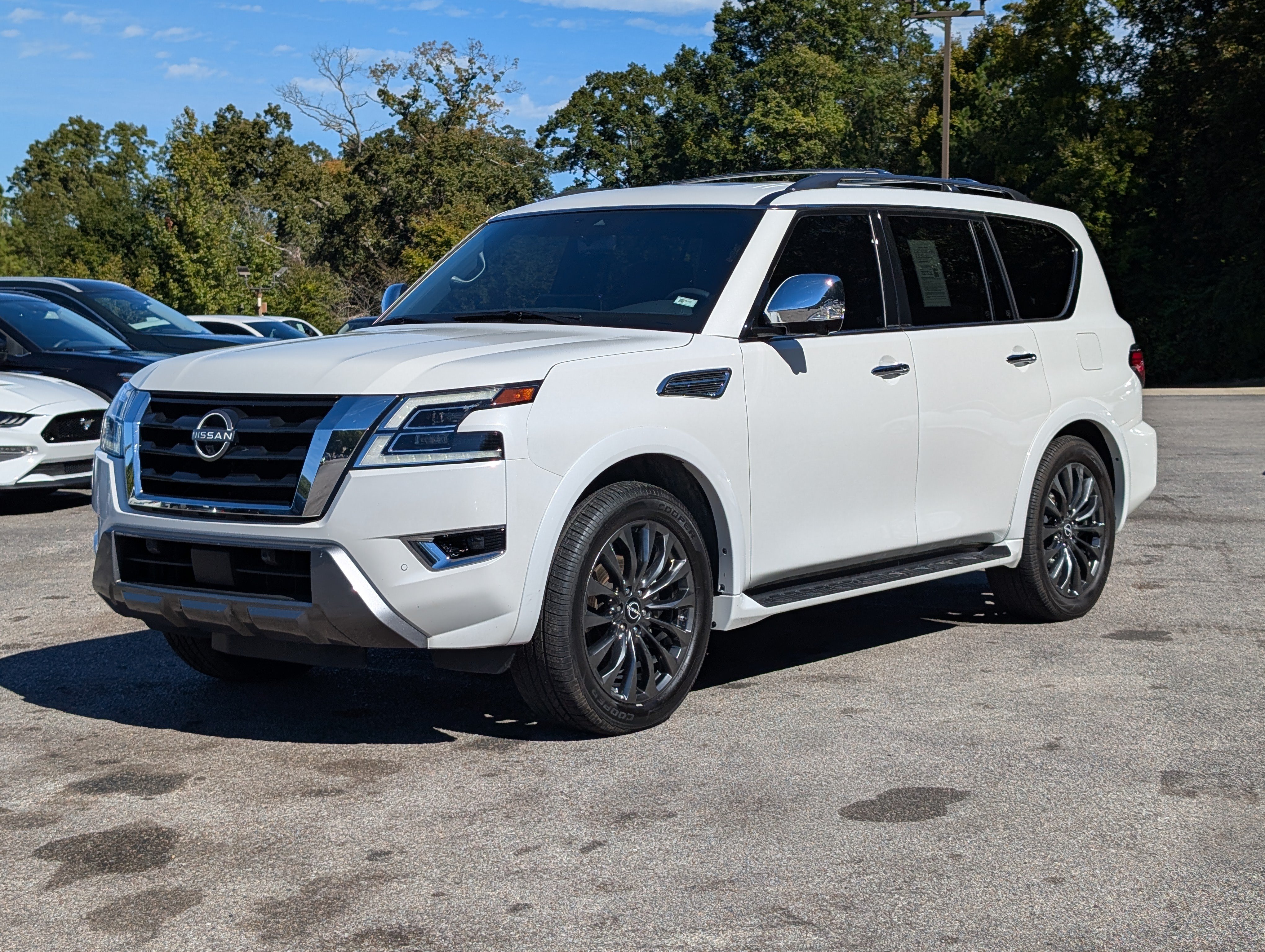 Used 2023 Nissan Armada Platinum w/ Cargo Package AWD/4WD image 5