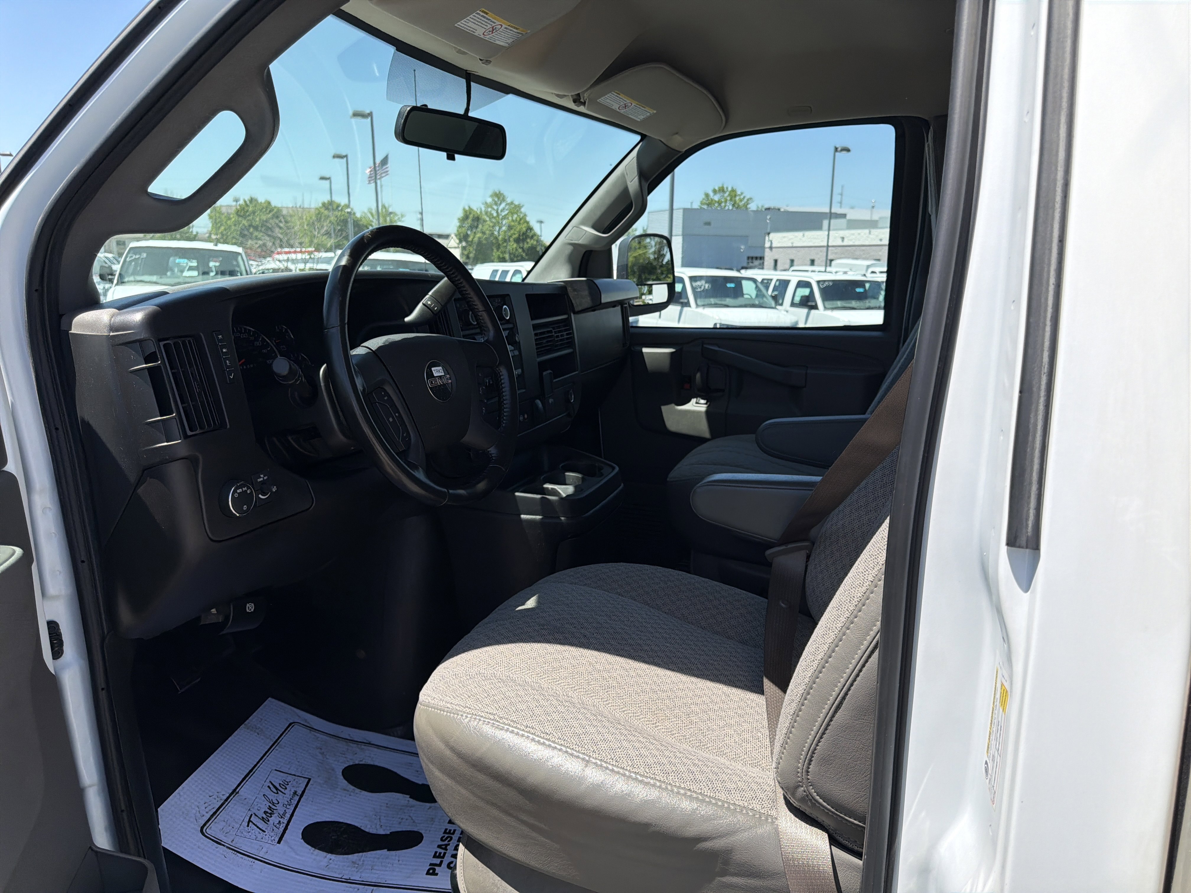 Used 2023 GMC Savana 3500 w/ Power Convenience Package RWD image 12