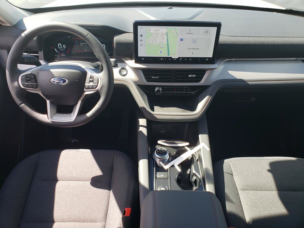 New 2026 Ford Explorer Active AWD/4WD image 8