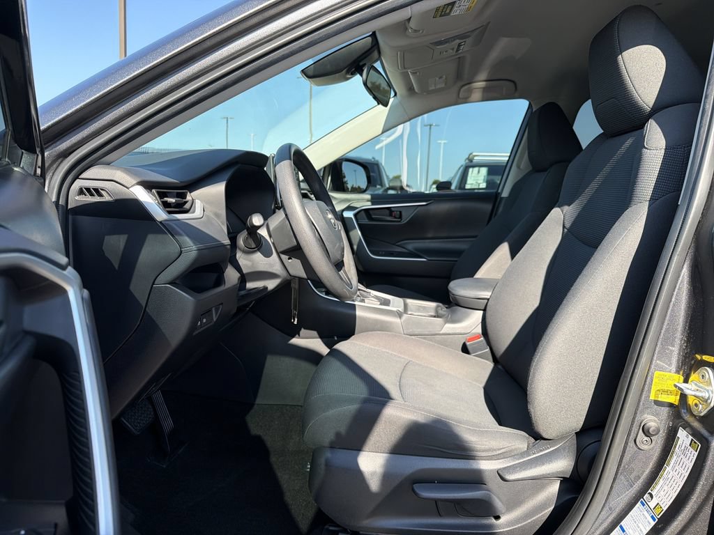 Used 2020 Toyota RAV4 LE w/ All Weather Liner Package AWD/4WD image 11