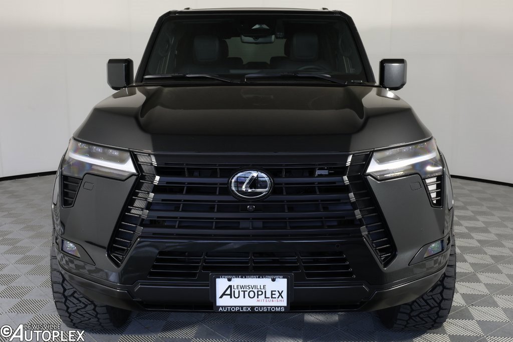 Used 2025 Lexus GX 550 w/ Accessory Package (Z1) image 2