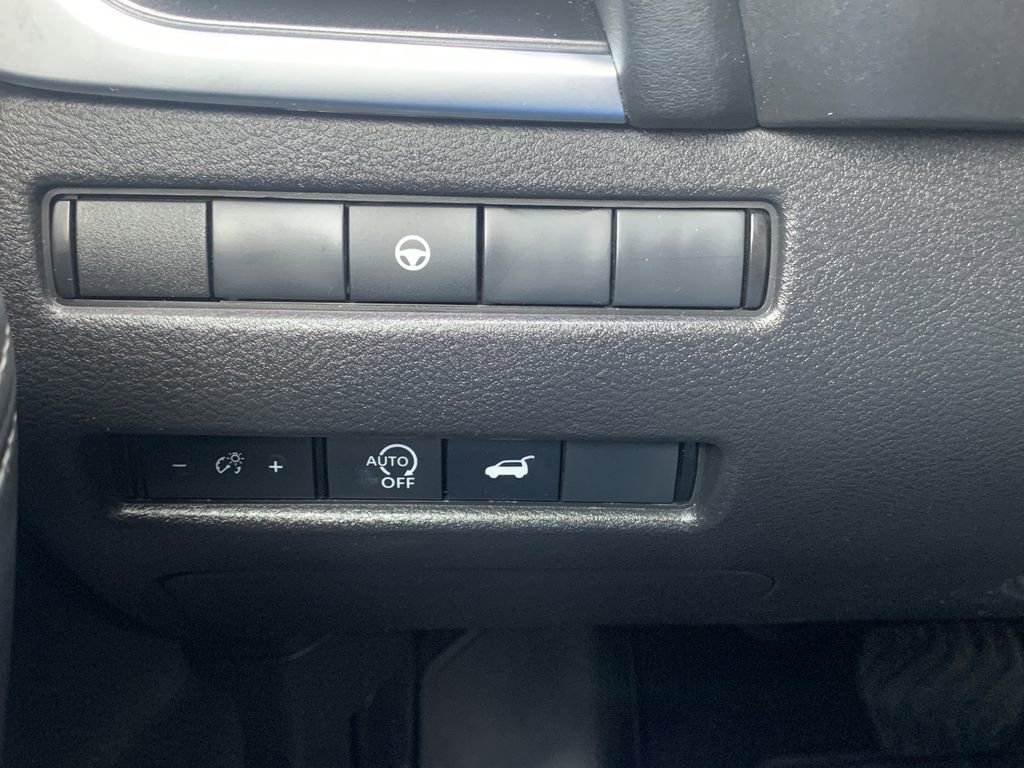Used 2023 Nissan Rogue SV w/ SV Premium B Package FWD image 24