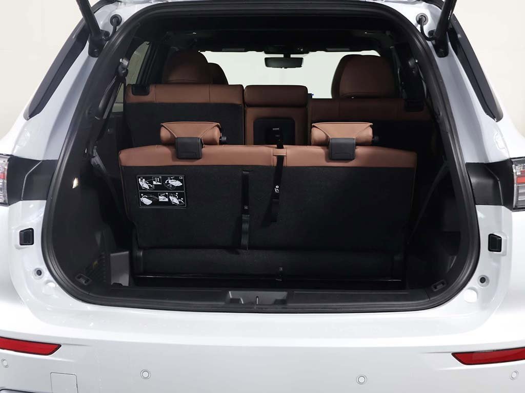 New 2026 Mitsubishi Outlander SEL image 25