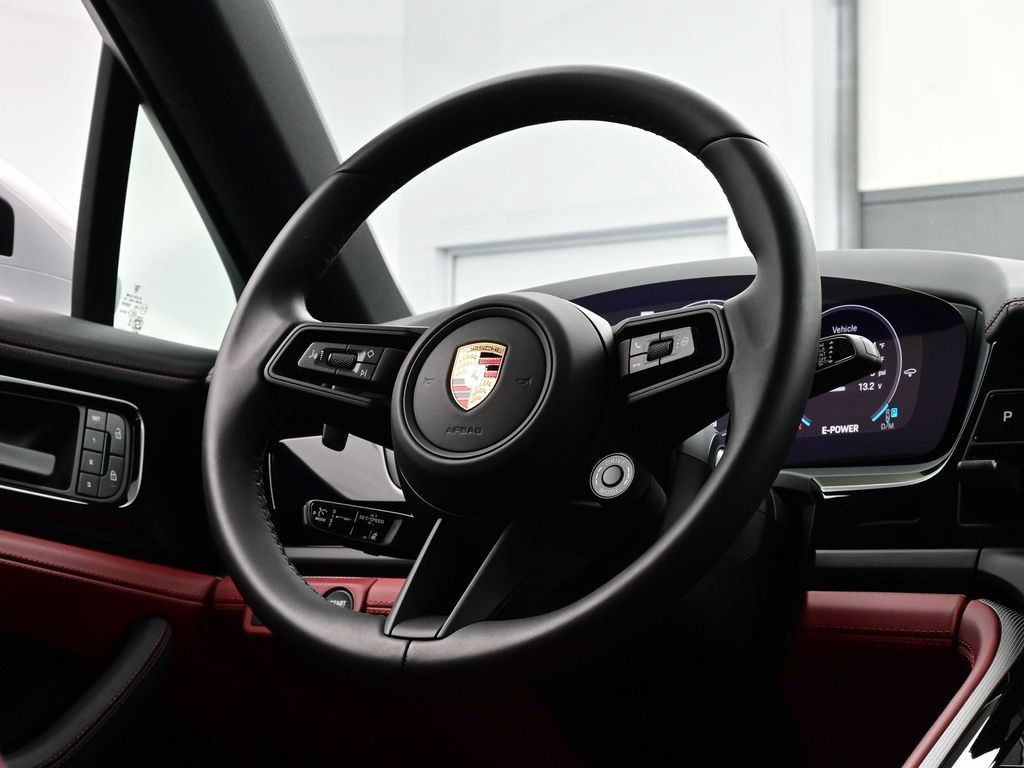 Certified 2025 Porsche Panamera 4 E-Hybrid AWD/4WD image 21