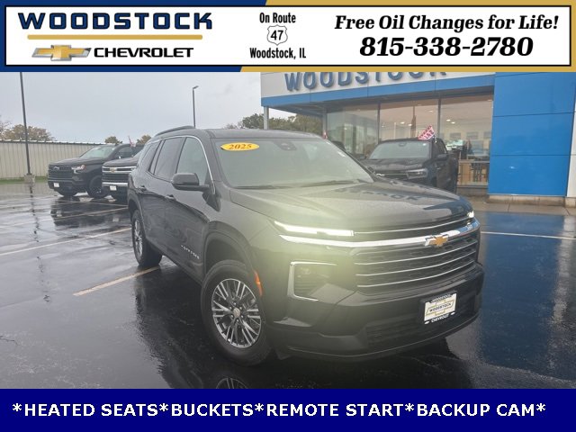 Used 2025 Chevrolet Traverse LT