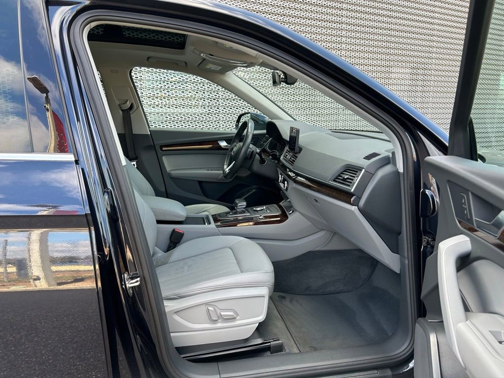 Used 2020 Audi Q5 2.0T Premium image 47