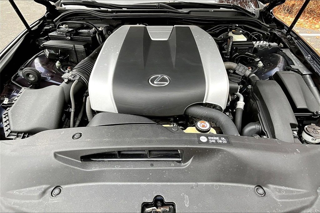 Used 2018 Lexus IS 300 AWD image 29