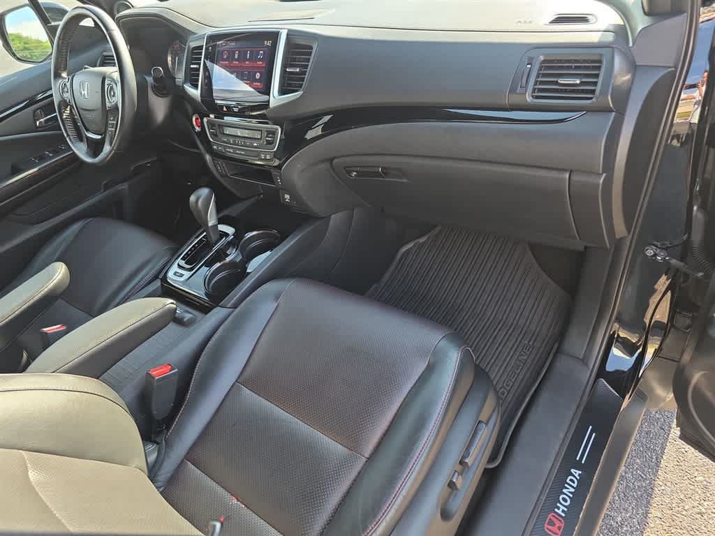 Used 2017 Honda Ridgeline Black Edition image 11