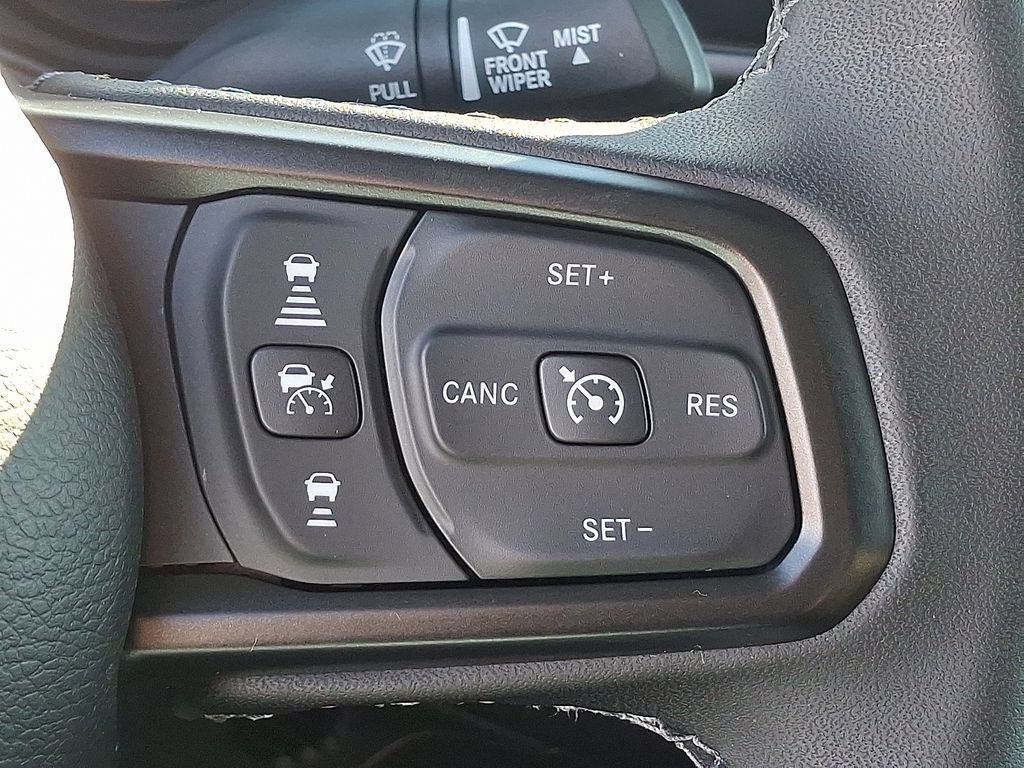 Used 2026 Jeep Gladiator Mojave AWD/4WD image 17