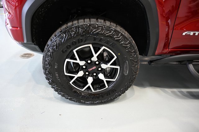 New 2026 GMC Canyon AT4X image 30