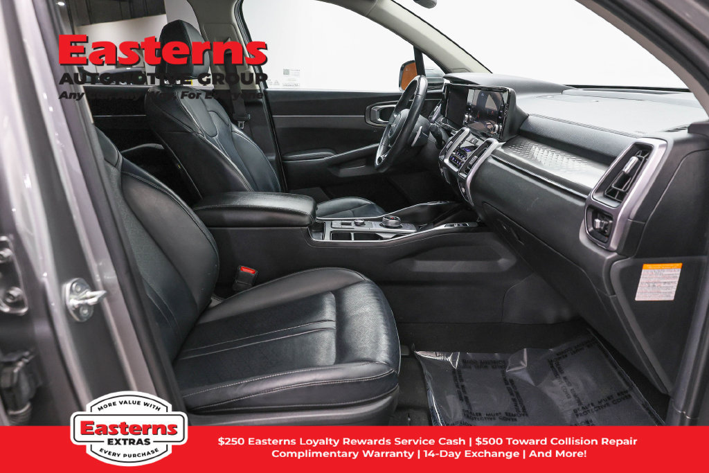 Used 2023 Kia Sorento EX AWD/4WD image 26
