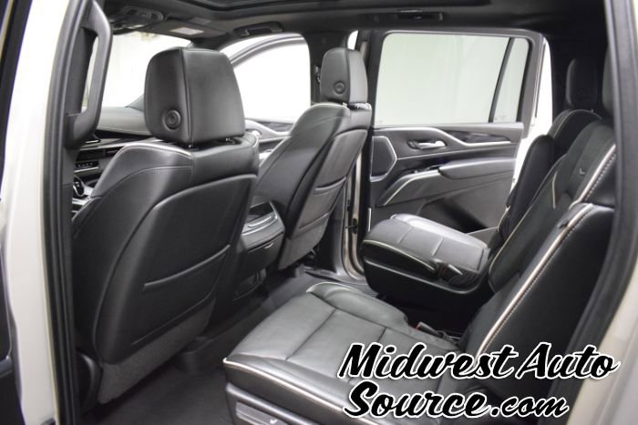 Used 2023 Cadillac Escalade ESV Sport w/ LPO, Illumination Package image 24