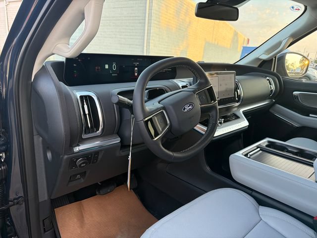 New 2027 Ford Expedition Platinum AWD/4WD image 18