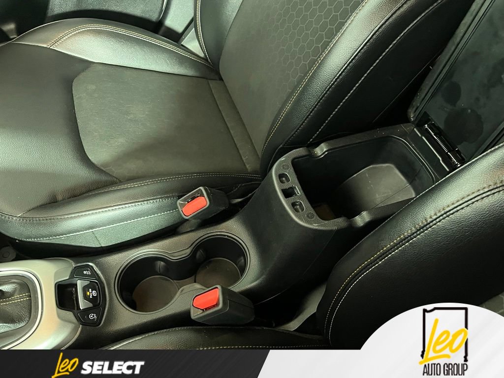 Used 2018 Jeep Compass Latitude w/ Popular Equipment Group AWD/4WD image 22