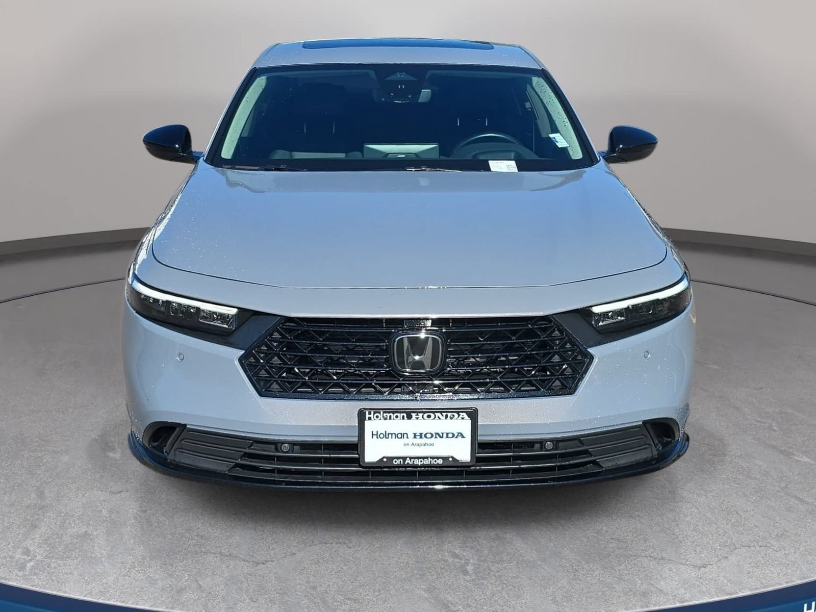 Used 2024 Honda Accord Touring image 3