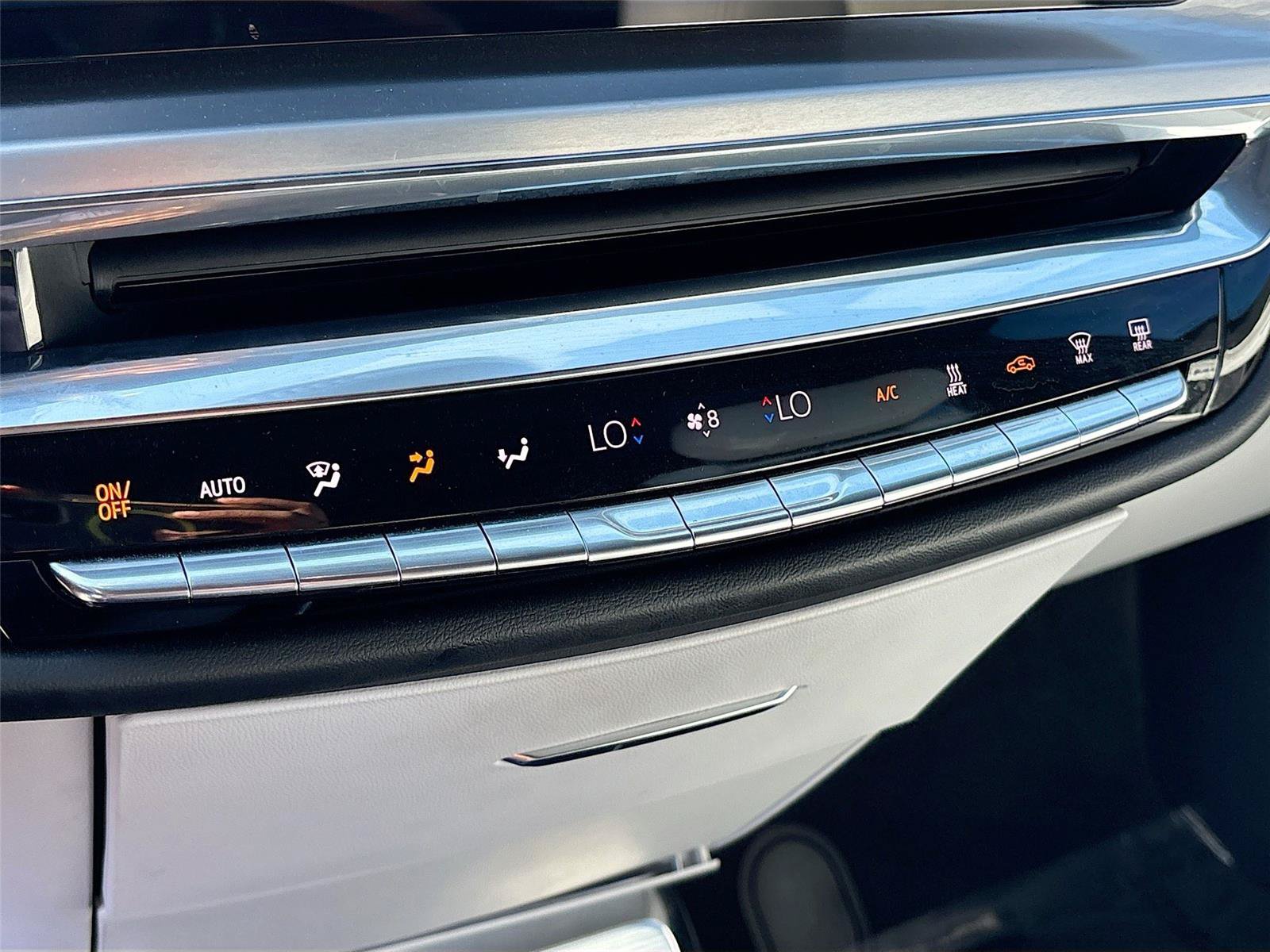 Used 2024 Cadillac Lyriq Sport RWD image 15