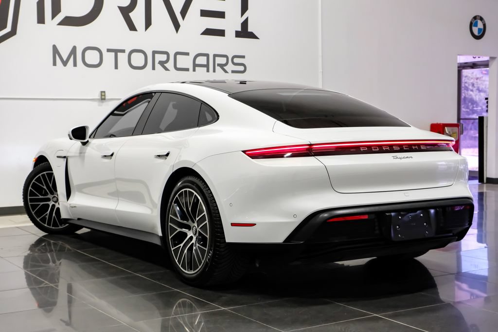 Used 2023 Porsche Taycan RWD image 11