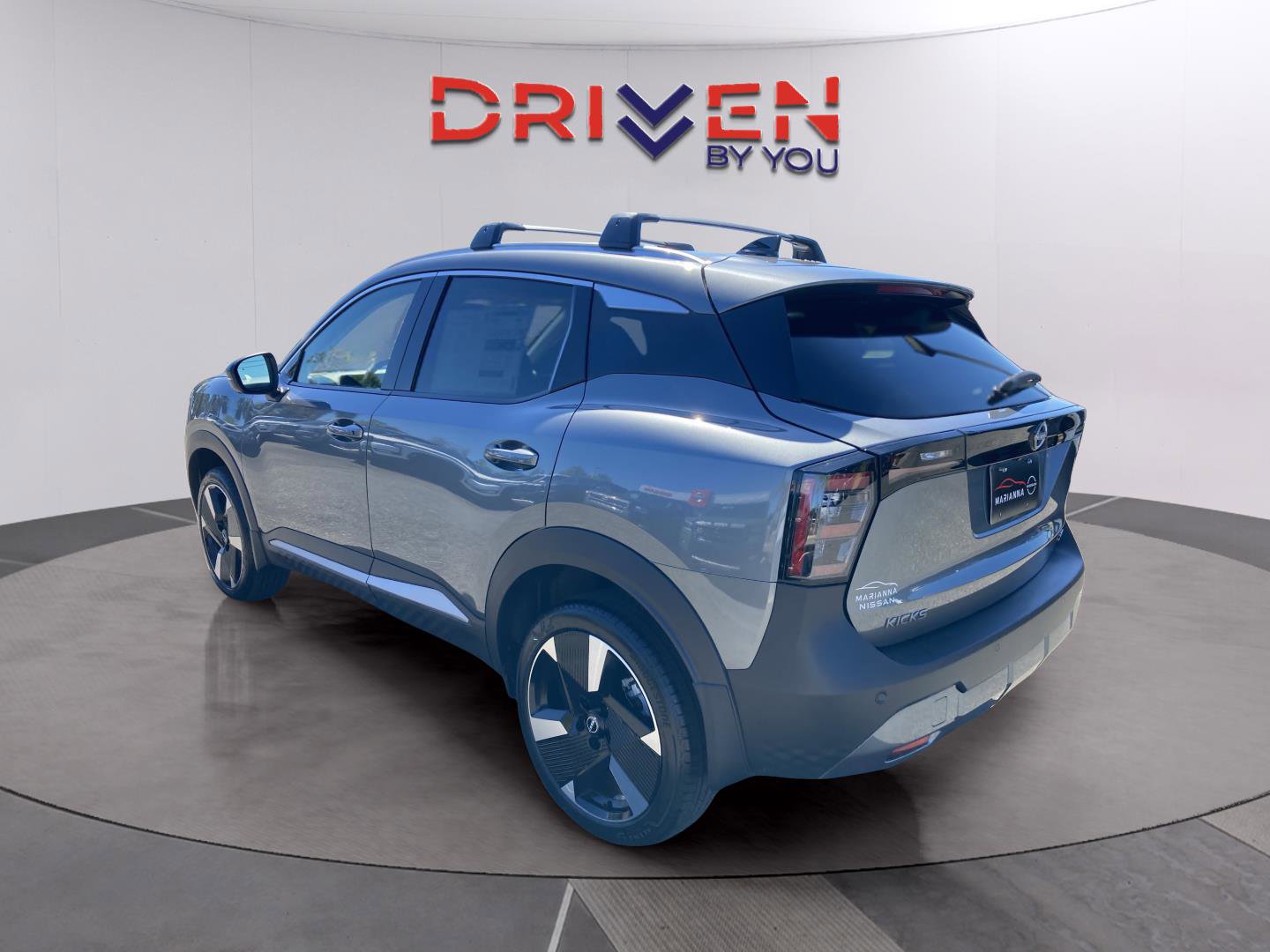 New 2026 Nissan Kicks SR image 3