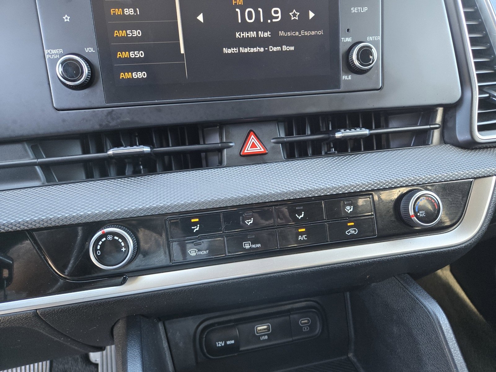 Used 2024 Kia Sportage LX image 15