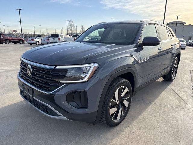 Certified 2025 Volkswagen Atlas Cross Sport SE image 7