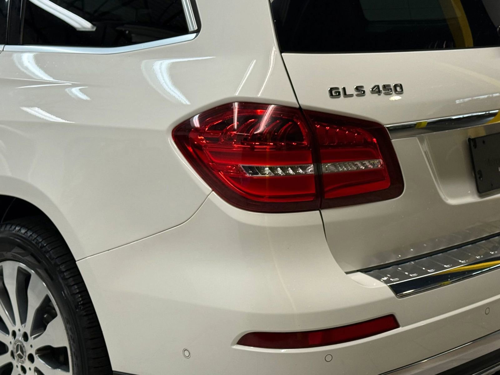 Used 2019 Mercedes-Benz GLS 450 4MATIC w/ Premium 1 Package image 12