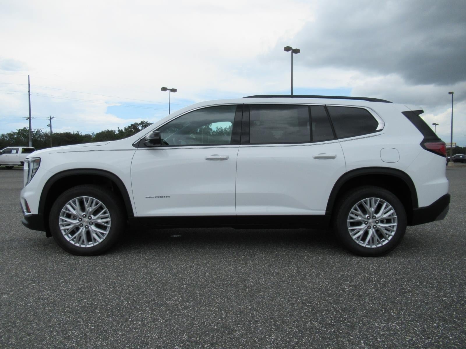 New 2027 GMC Acadia Elevation w/ Elevation Premium Package FWD image 4