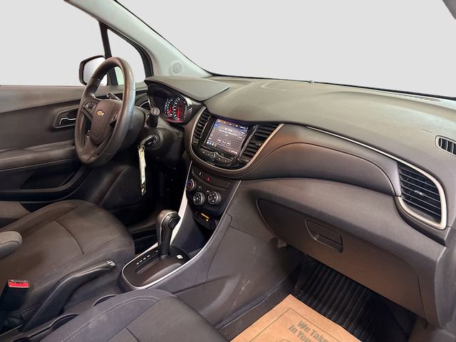 Used 2020 Chevrolet Trax LT AWD/4WD image 26