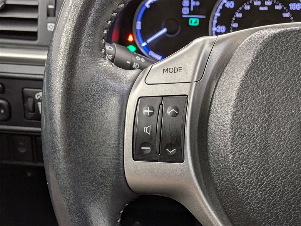 Used 2012 Lexus CT 200h Premium image 19