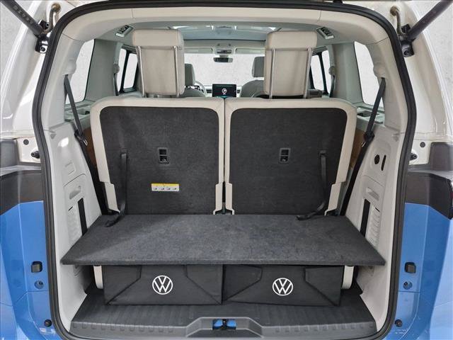 Used 2025 Volkswagen ID. Buzz 1st Edition AWD/4WD image 6