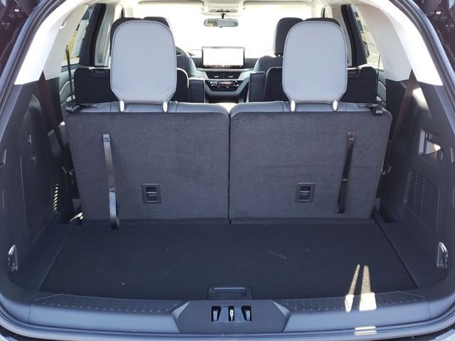 New 2026 Ford Explorer Active w/ Active Comfort Package image 8