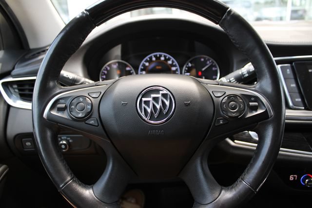 Used 2019 Buick Enclave Avenir w/ Avenir Technology Package AWD/4WD image 15