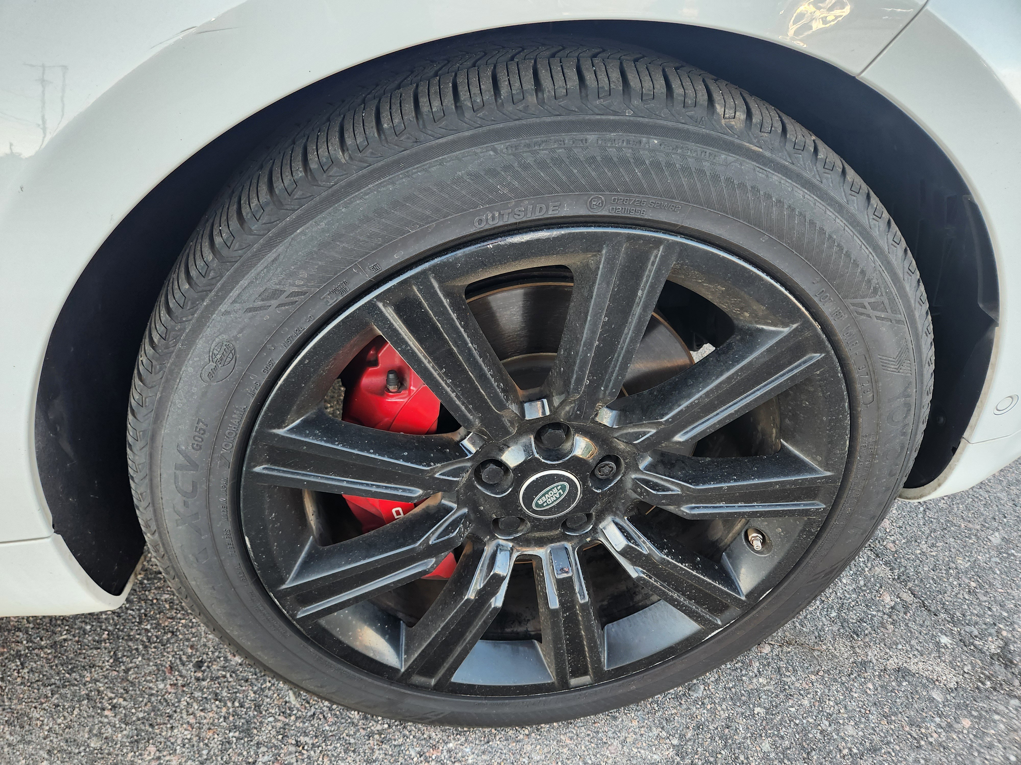 Used 2020 Land Rover Range Rover Sport HST image 26