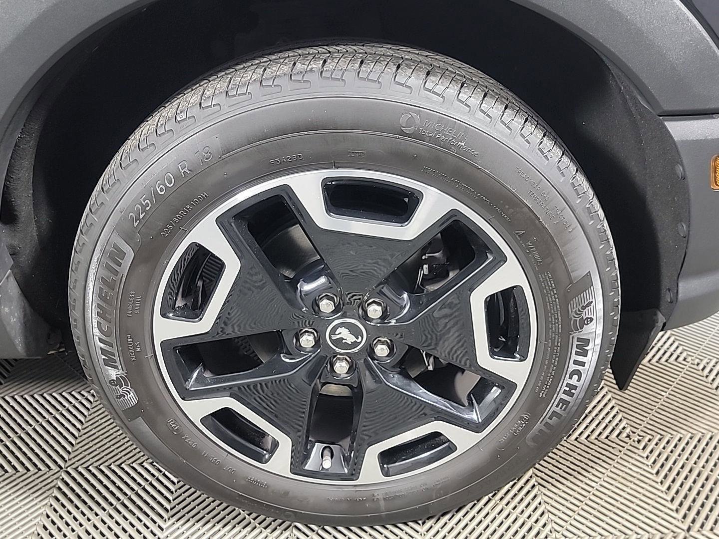 Used 2021 Ford Bronco Sport Outer Banks image 3