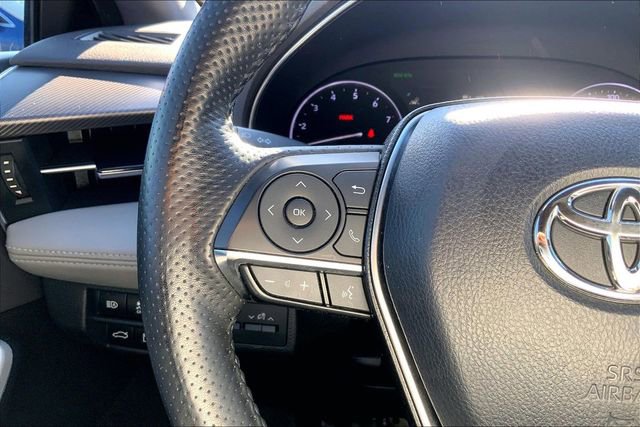 Used 2019 Toyota Avalon XSE image 20