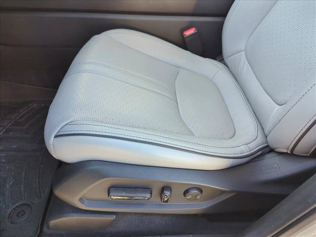 Used 2024 Honda Pilot Elite image 13