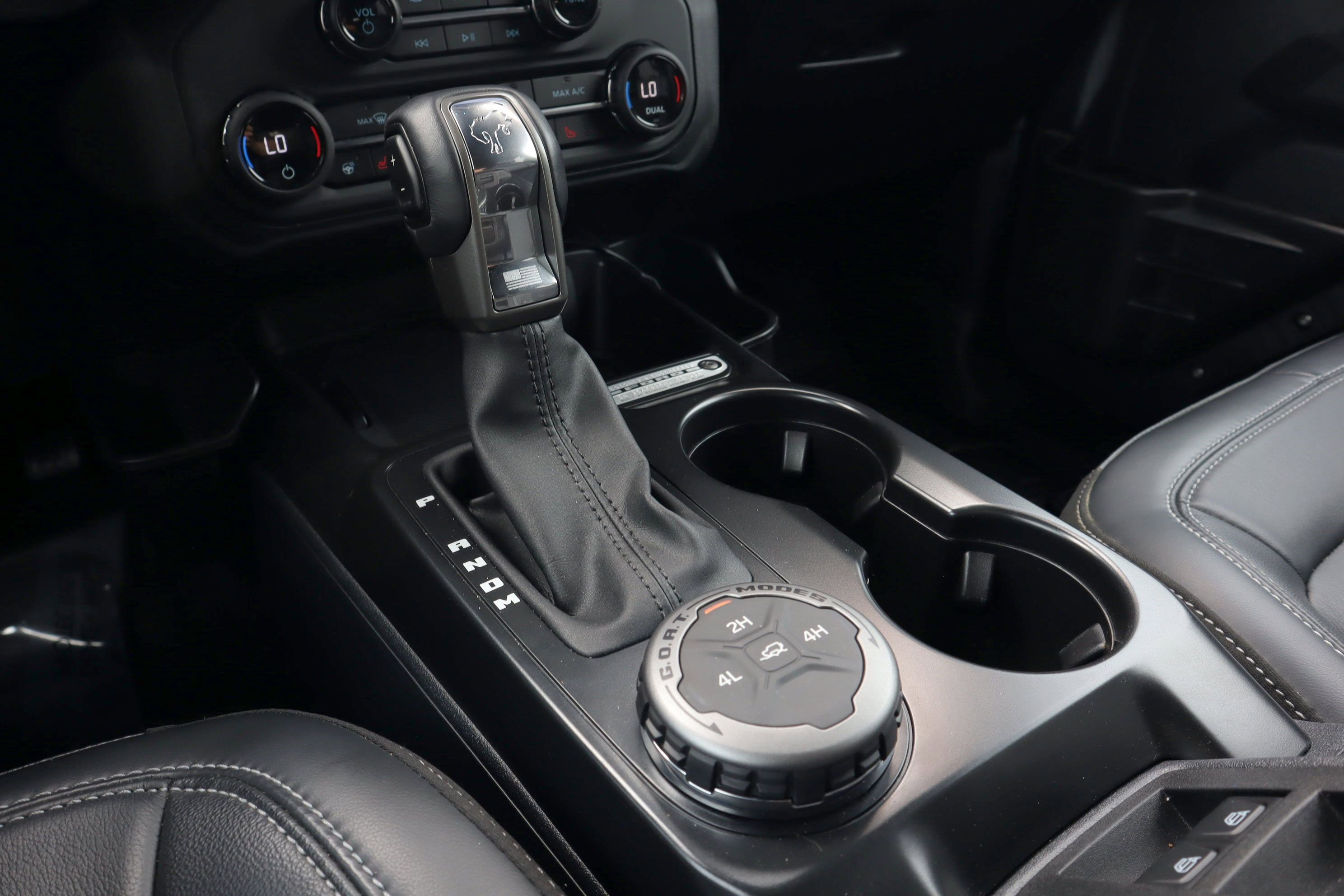 Used 2025 Ford Bronco Outer Banks image 14