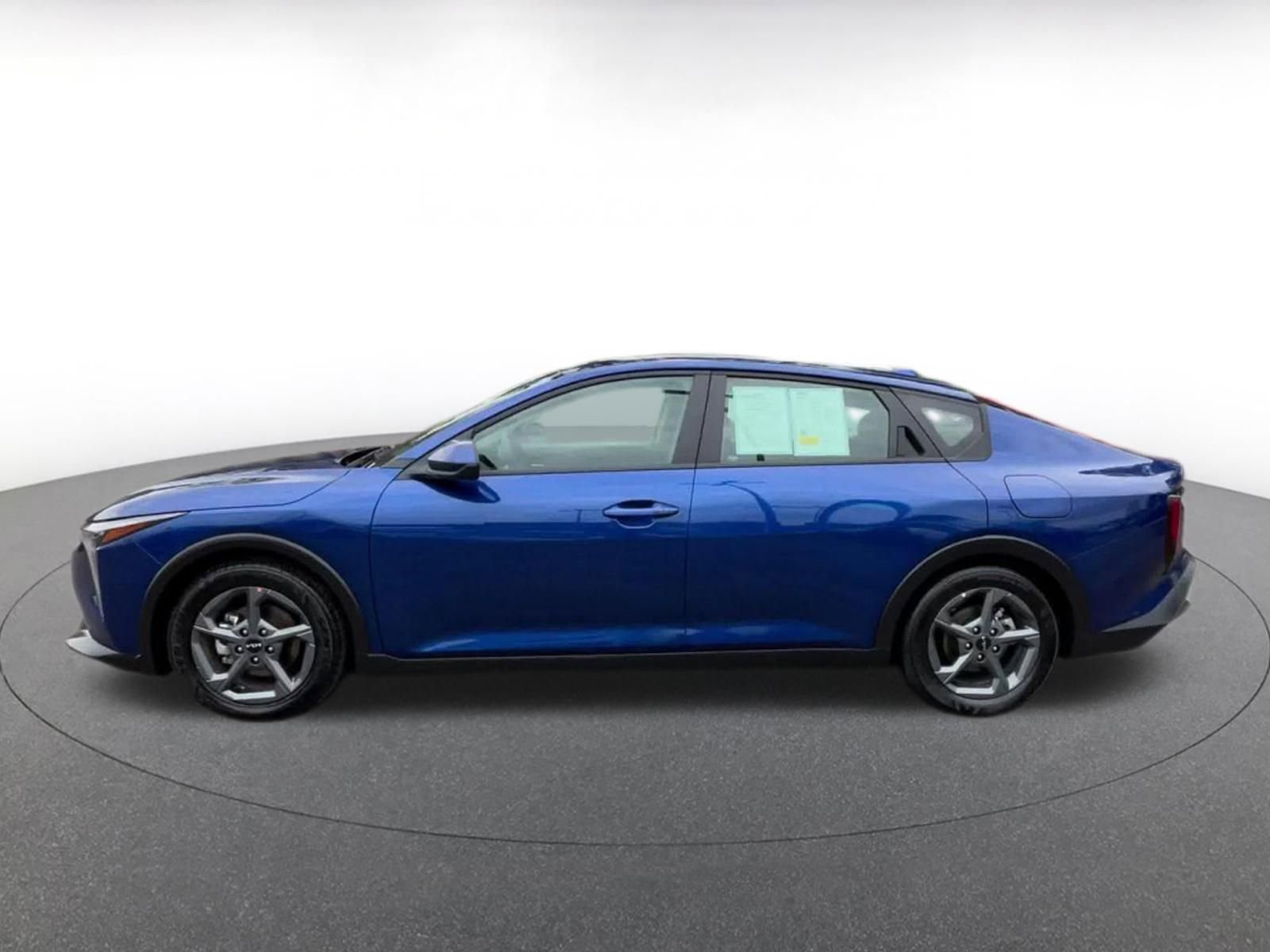 Used 2025 Kia K4 FWD image 9