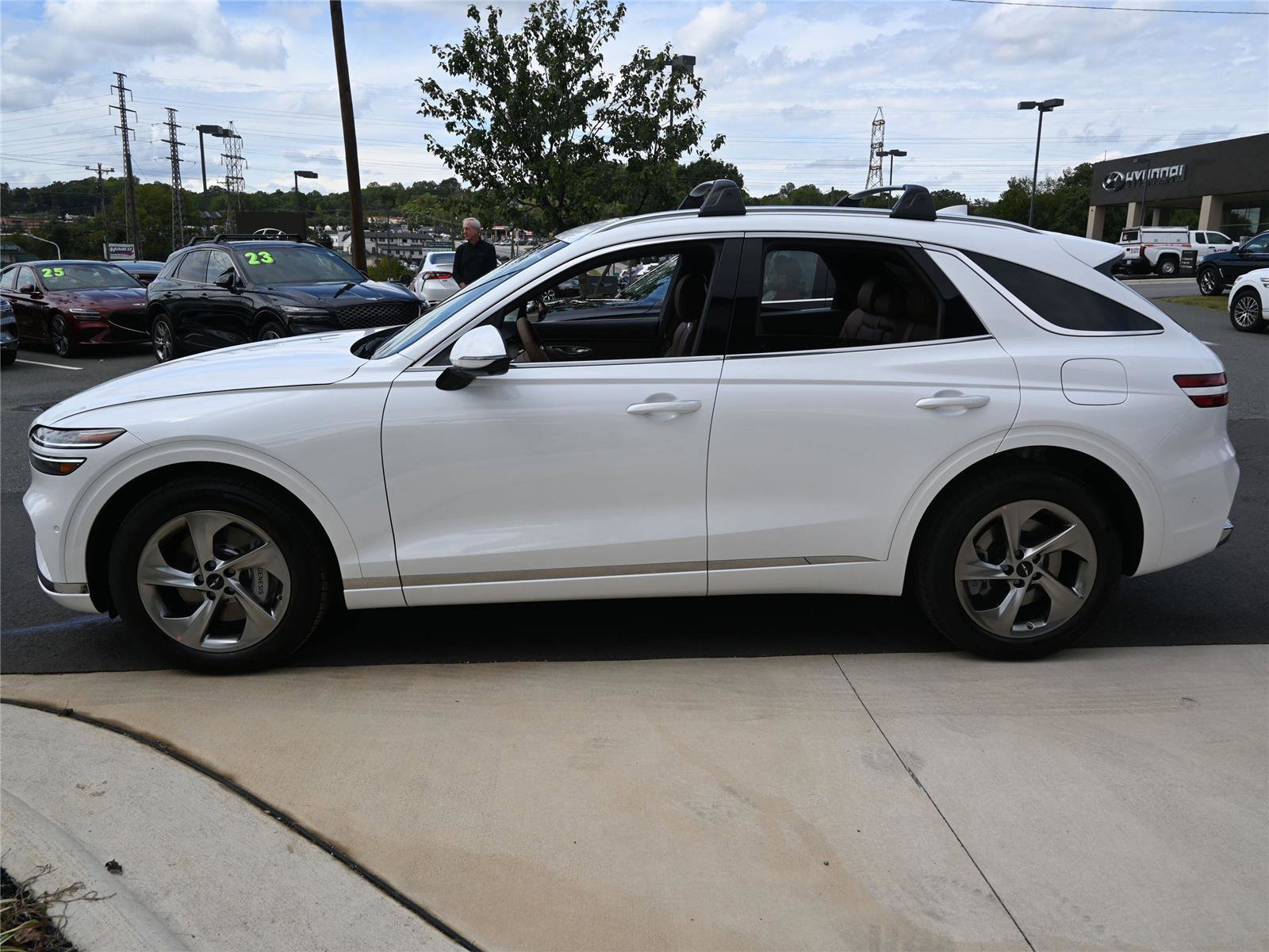 New 2026 Genesis GV70 2.5T Advanced image 8