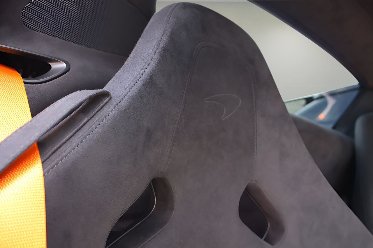 Used 2024 McLaren 750S Spider RWD image 21