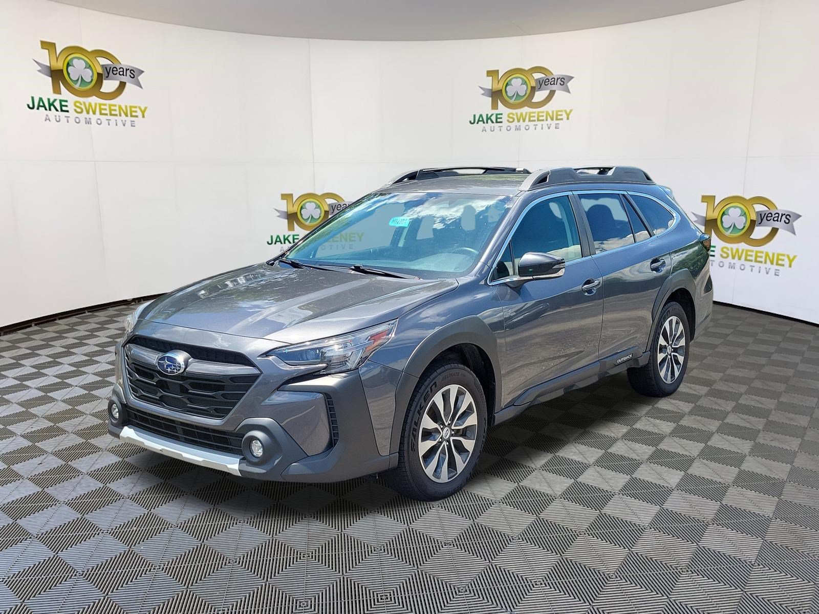 Used 2024 Subaru Outback Limited AWD/4WD image 3