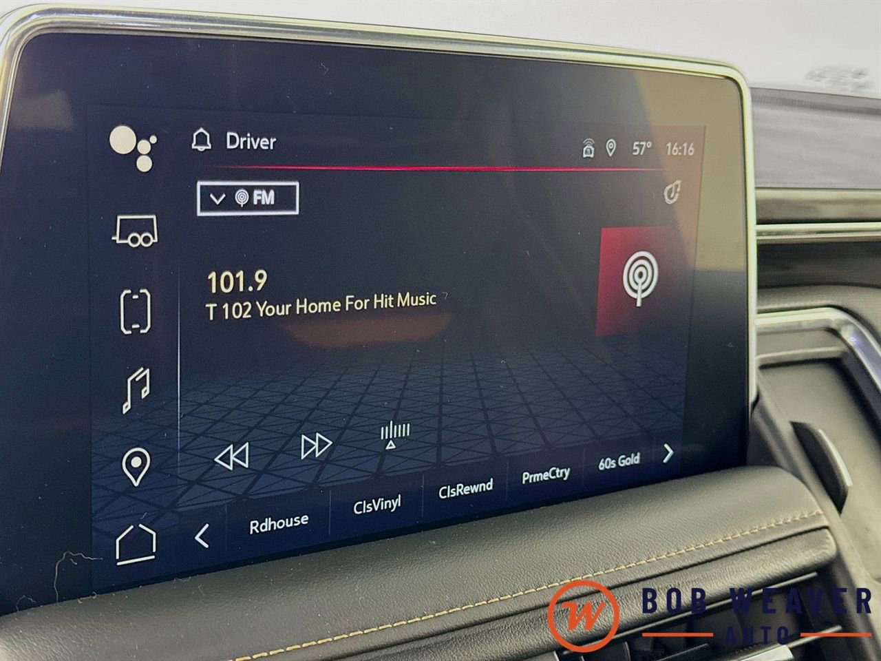 Used 2024 GMC Yukon XL AT4 image 15