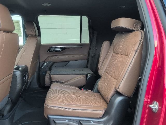 New 2026 Chevrolet Suburban High Country image 37