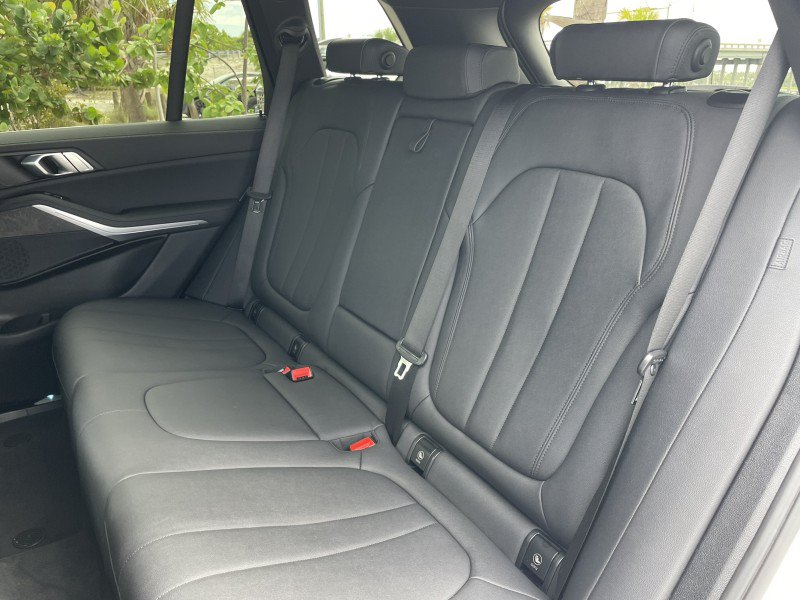 Used 2021 BMW X5 sDrive40i w/ Convenience Package RWD image 13
