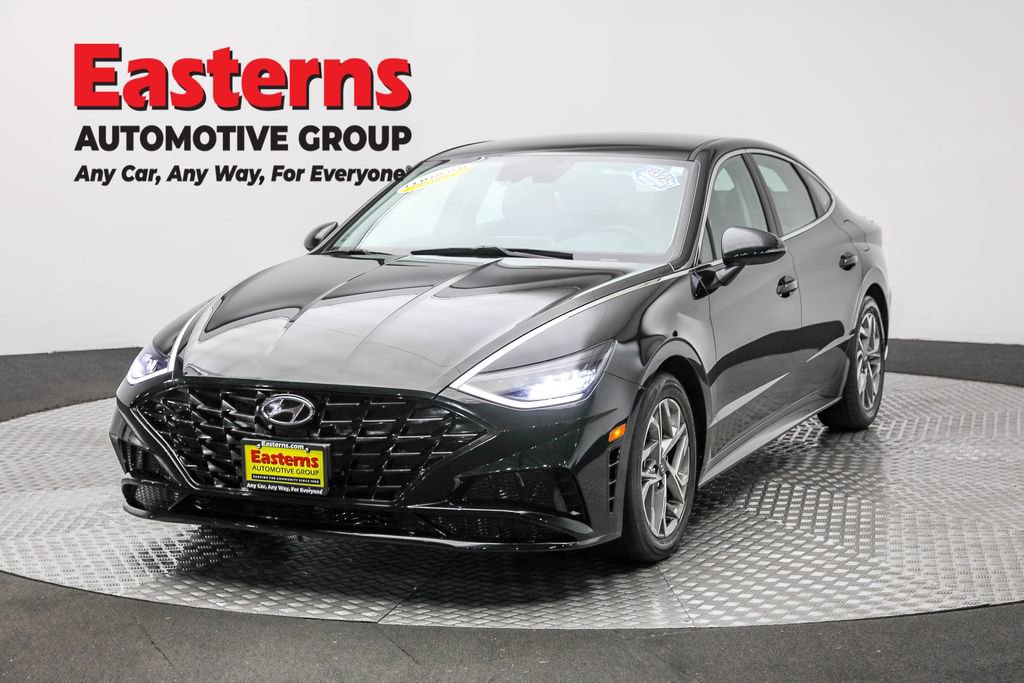Used 2021 Hyundai Sonata SEL image 1