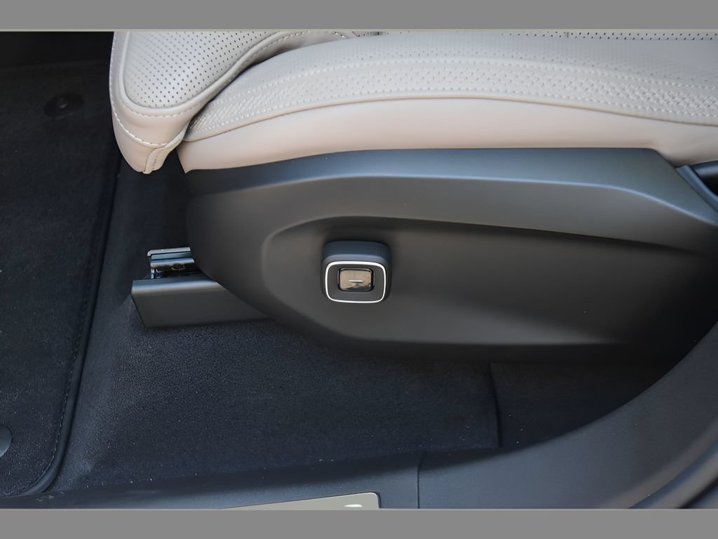 New 2026 Volvo EX90 Ultra AWD/4WD image 34