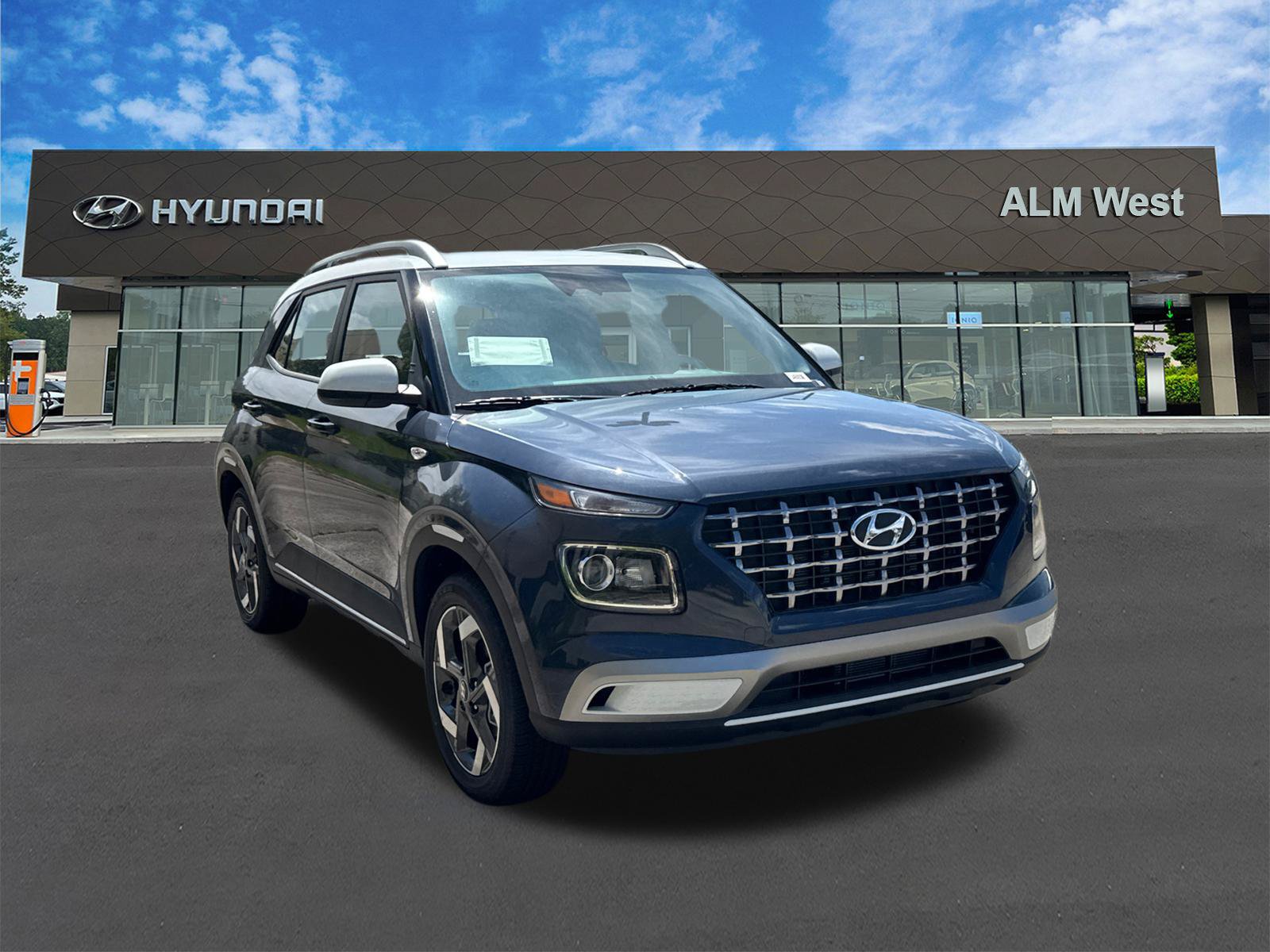 New 2026 Hyundai Venue SEL FWD image 4