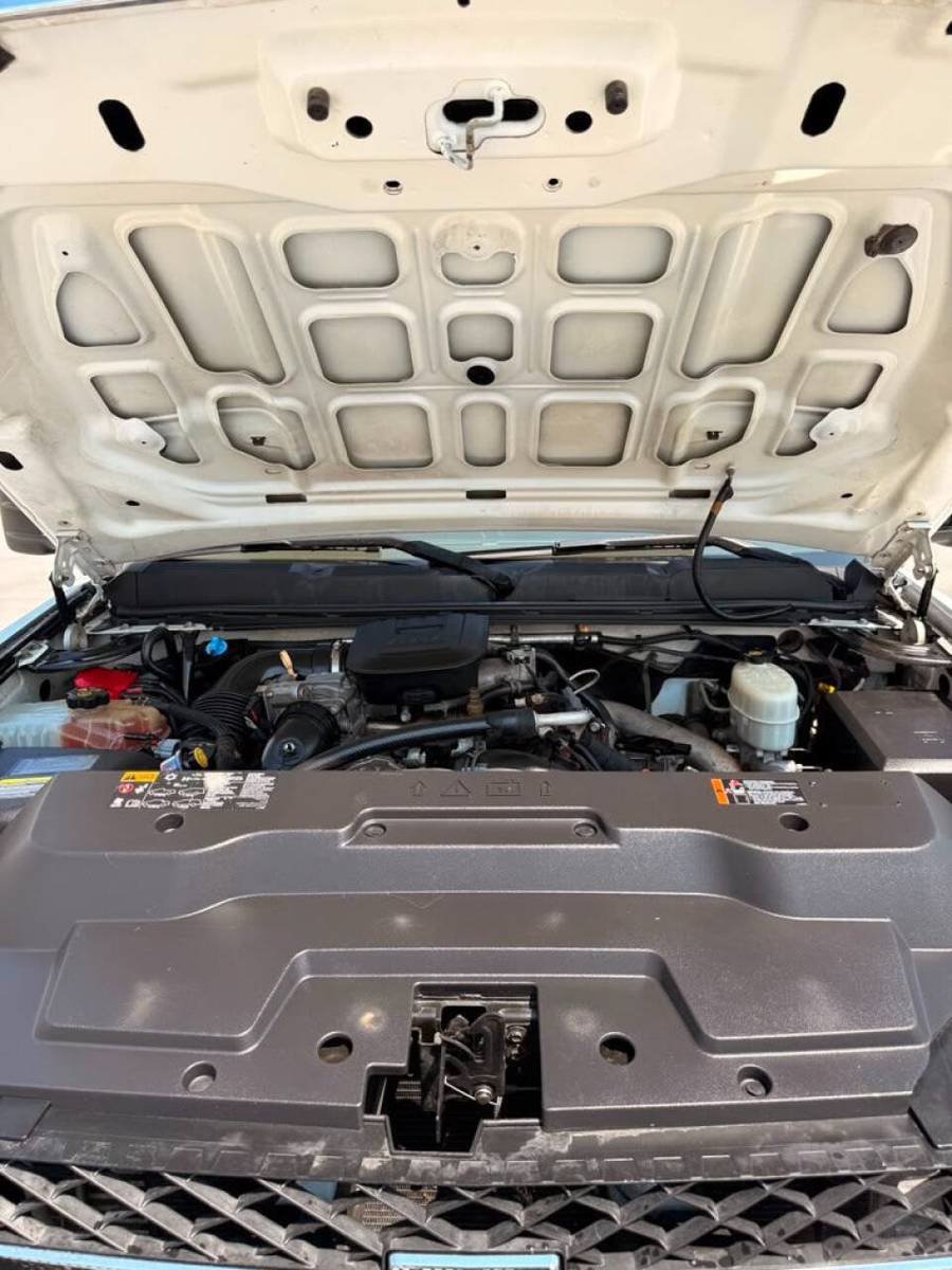 Used 2014 Chevrolet Silverado 3500 LTZ w/ LTZ Plus Package AWD/4WD image 21