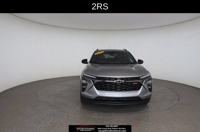 Used 2024 Chevrolet Trax RS w/ Driver Confidence Package FWD image 31